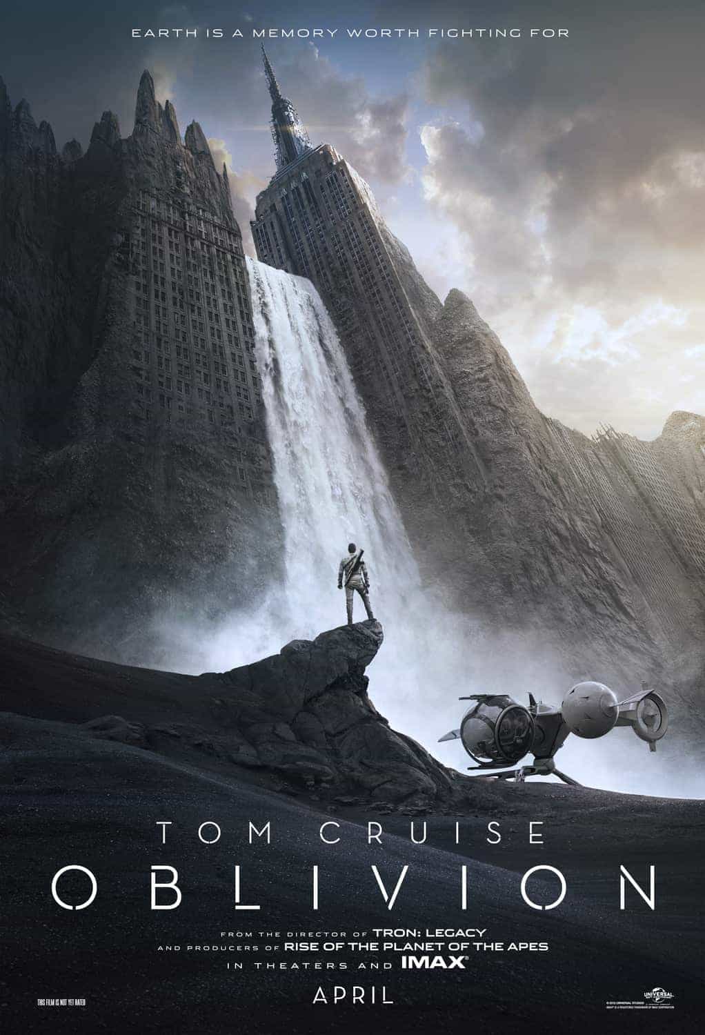 Tom Cruise in Oblivion, first trailer
